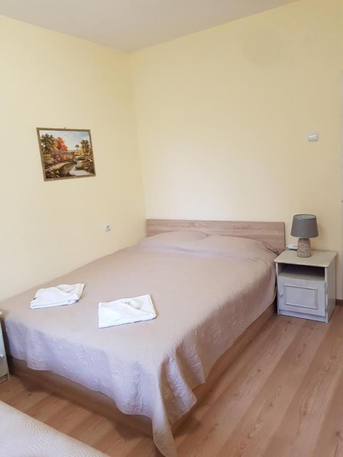 Hotel Къща За Гости Саня Kavarna Exteriér fotografie